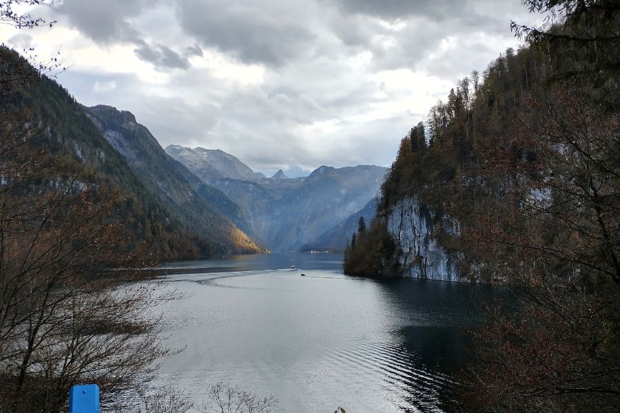 Blick auf den Königssee im Berchtesgadener Land.