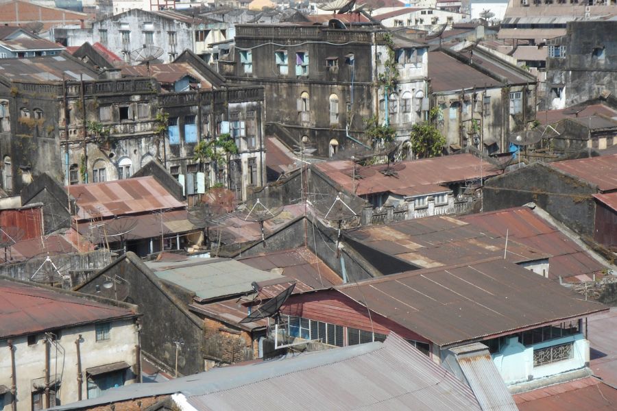 Dächer in Rangoon, Burma.