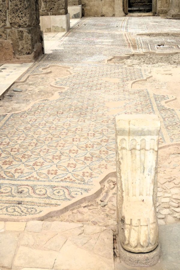 Details des Mosaikbodens in der Kirche von Laodikeia.