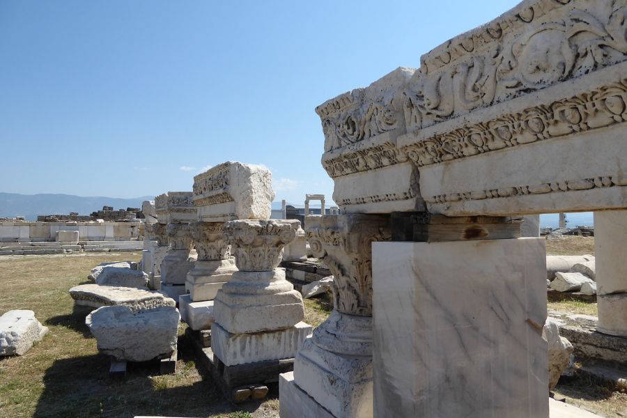 Ruinen in Laodikeia.