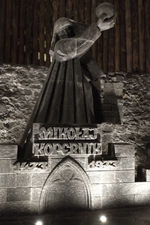 Salzstatue von Kopernikus im Salzbergwerk Wieliczka.