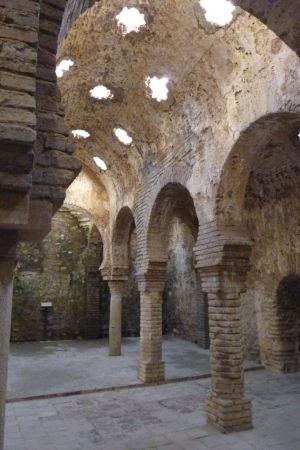 Ruinen des arabischen Badehauses in Ronda.