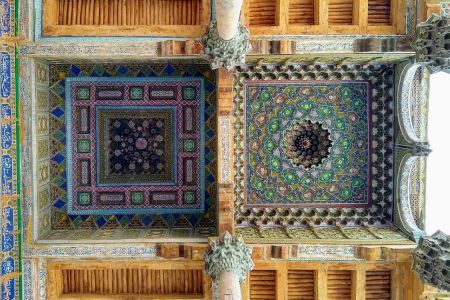 Deckenverzierung, Bolo-Hauz Moschee in Buchara.