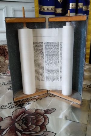 Torah in der Synagoge von Buchara.