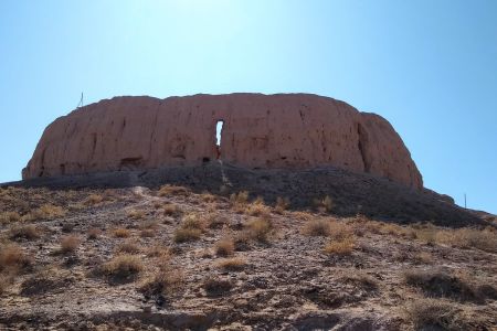 Blick auf den Chilpik Dakhma/Kala, Usbekistan.