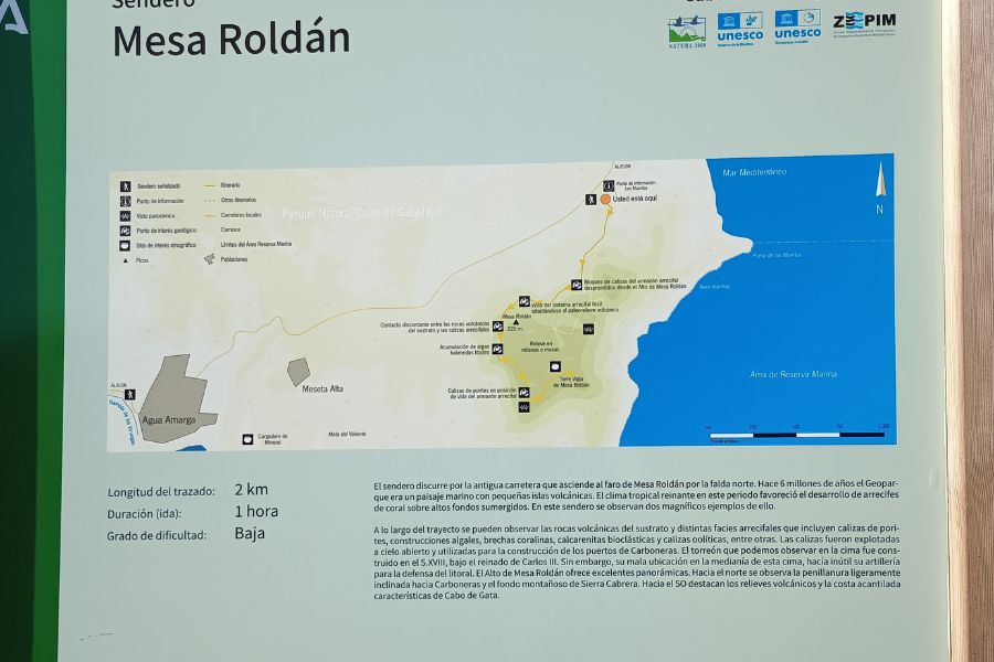 Imformationstafel zur Wanderung Mesa Roldan, Cabo de Gata.