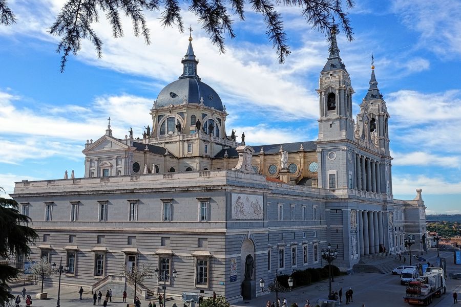 Die Kathedrale von Madrid